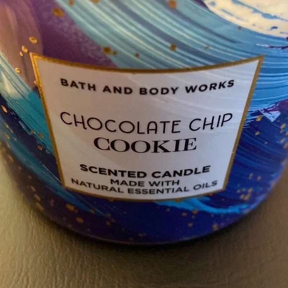🆕 🍪 CHOCOLATE CHIP COOKIE - RARE Bath & Body Works 3 Wick Candle Bakery - Picture 6 of 8